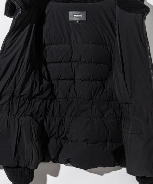 Mackage(マッカージュ)の「Mackage FOXY Mixed Media Jacket マッカージュ フォクシー ミクスト メディア ダウンジャケット(ダウンジャケット/コート・レディース・ブラック・MEDIUM/SMALL)」の15枚目の写真
