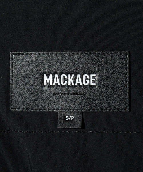 Mackage(マッカージュ)の「Mackage FOXY Mixed Media Jacket マッカージュ フォクシー ミクスト メディア ダウンジャケット(ダウンジャケット/コート・レディース・ブラック・MEDIUM/SMALL)」の17枚目の写真