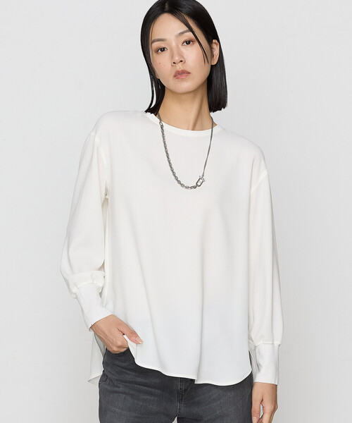 K.T KIYOKO TAKASE(キヨコタカセ)の「〔 Sサイズ 〕 ストレッチバックサテン梨地 ラウンドネックプルオーバー(シャツ/ブラウス・レディース・オフホワイト・5号)」の3枚目の写真