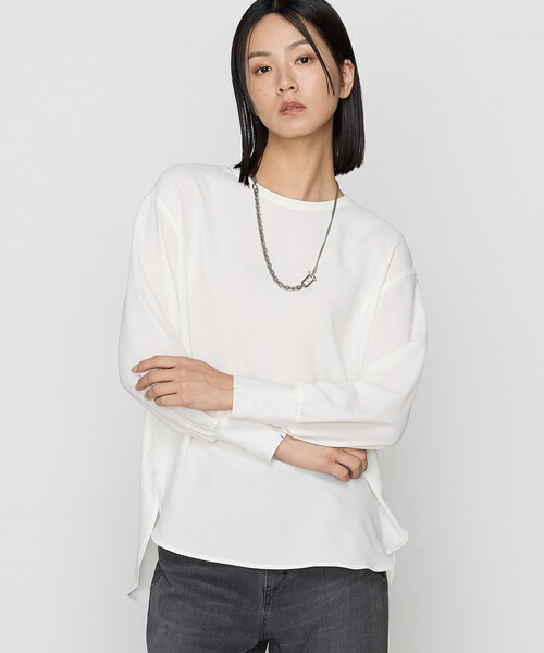 K.T KIYOKO TAKASE(キヨコタカセ)の「〔 Sサイズ 〕 ストレッチバックサテン梨地 ラウンドネックプルオーバー(シャツ/ブラウス・レディース・オフホワイト・5号)」の4枚目の写真