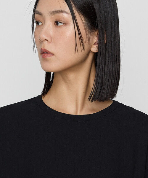 K.T KIYOKO TAKASE(キヨコタカセ)の「〔 Sサイズ 〕 ストレッチバックサテン梨地 ラウンドネックプルオーバー(シャツ/ブラウス・レディース・オフホワイト・5号)」の15枚目の写真