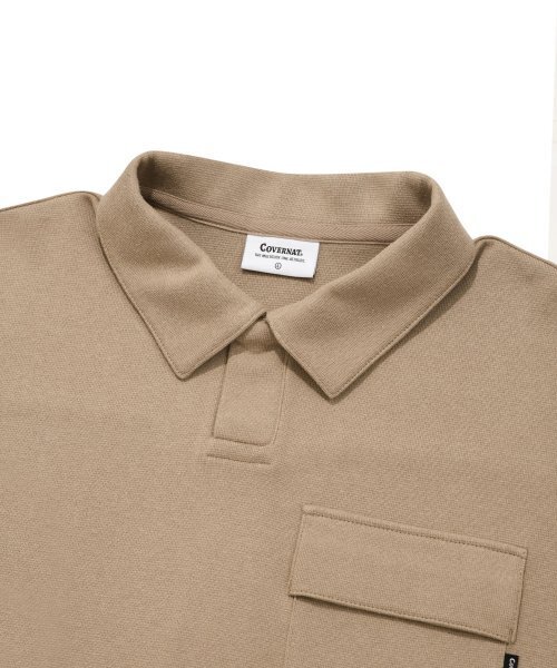 COVERNAT(カバーナット)の「オープンカラー ポケットTシャツ ベージュ(ポロシャツ・レディース・その他・X-LARGE/LARGE/MEDIUM/SMALL/X-SMALL/XX-LARGE)」の3枚目の写真
