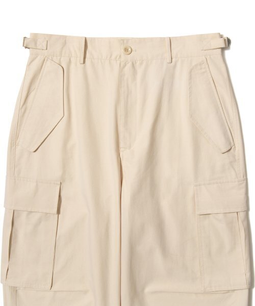 AOTT(アンアウトピット)の「フリップポケットカーゴチノパンツベージュ(その他パンツ・メンズ・ベージュ・LARGE/MEDIUM/X-LARGE)」の4枚目の写真