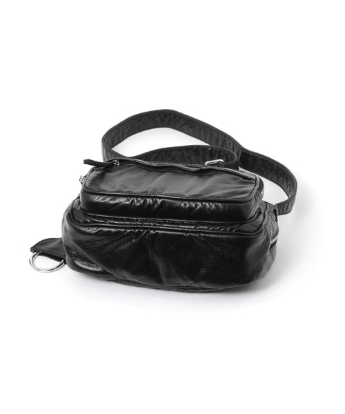 niko and...（ニコアンド）の「《500mlボトル収納可能》ウォッシュフロントポケットショルダーバッグ（ショルダーバッグ・レディース・その他1/ブラック/ダークブラウン・0）」の12枚目の写真