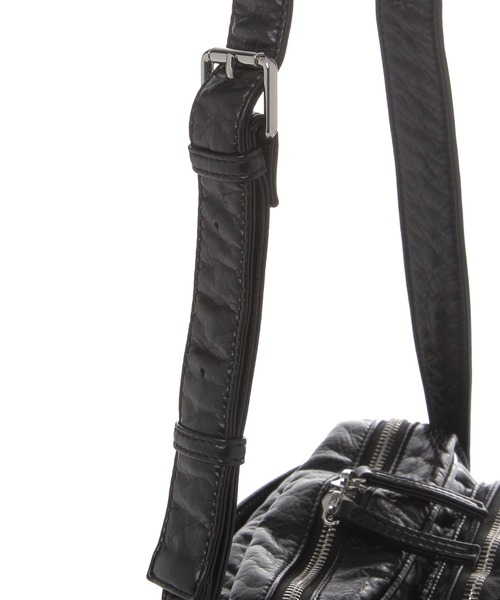 niko and...（ニコアンド）の「《500mlボトル収納可能》ウォッシュフロントポケットショルダーバッグ（ショルダーバッグ・レディース・その他1/ブラック/ダークブラウン・0）」の14枚目の写真