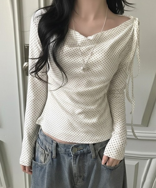 Nia（ニア）の「Nia(ニア)/チョーカーリボン　ドットワンショルダー長袖カットソー（Tシャツ/カットソー・レディース・ピンク/アイボリー・MEDIUM/SMALL）」の4枚目の写真