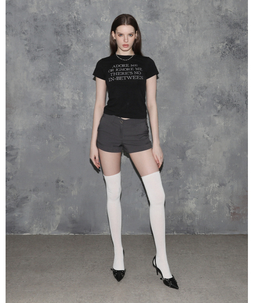 MAGORENSEOUL（マゴレンソウル）の「ADORE ME スリムフィットTシャツ ブラック（Tシャツ/カットソー・レディース・その他・FREE）」の4枚目の写真