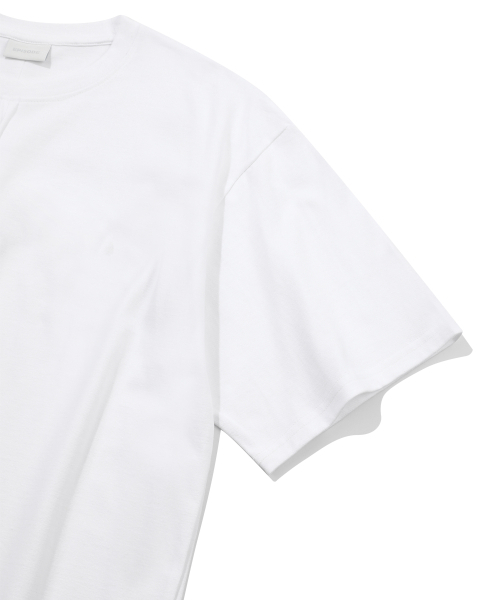 EPISODE UNTITLED(エピソードアンタイトルド)の「POINT SNAP OPEN CUT T-SHIRT_WHITE(Tシャツ/カットソー・レディース・その他・2/3)」の5枚目の写真