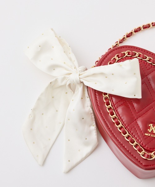 one after another NICE CLAUP（ワンアフターアナザーナイスクラップ）の「【Heart Collection】キルティングハートチェーンバッグ（ショルダーバッグ・レディース・アイボリー/ブラック/ピンク/レッド・FREE）」の6枚目の写真