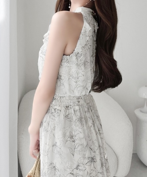 mily bilet(ミウィビレット)の「【mily bilet】女性らしさを引き立てるディテールが魅力。アメスリ リボンタイワンピース (ロング丈)(ワンピース・レディース・ブラック系1/アイボリー系1/ブラック/ドット・LARGE/MEDIUM/SMALL/X-LARGE)」の13枚目の写真
