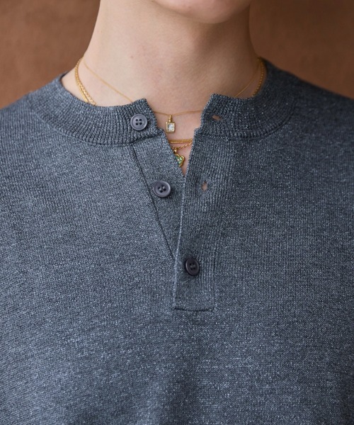 soerte（ソエルテ）の「Lame Blend Henley Neck Knit / ラメブレンドヘンリーネックニット（ニット/セーター・メンズ・グレー/アイボリー/ブラック/ライトブルー・1/2/3）」の12枚目の写真