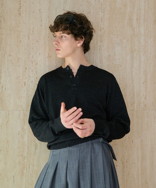 soerte（ソエルテ）の「Lame Blend Henley Neck Knit / ラメブレンドヘンリーネックニット（ニット/セーター・メンズ・グレー/アイボリー/ブラック/ライトブルー・1/2/3）」の13枚目の写真