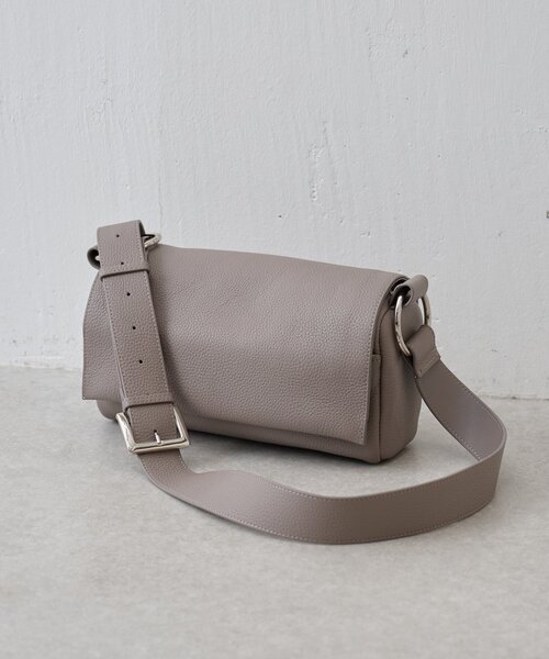 レザーボディバッグ（ショルダーバッグ）｜BEARDSLEY（ビアズリー）の