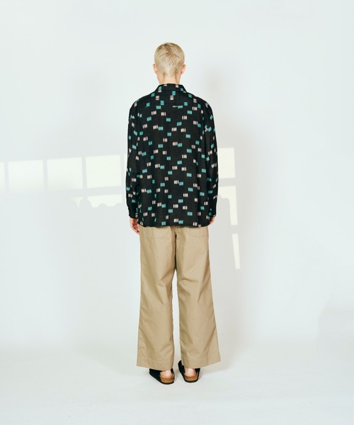 TOWNCRAFT(タウンクラフト)の「TOWN CRAFT タウンクラフト / PRINTED LOOP COLLAR SHIRT(シャツ/ブラウス・メンズ・ブラック/ホワイト・MEDIUM/LARGE)」の6枚目の写真