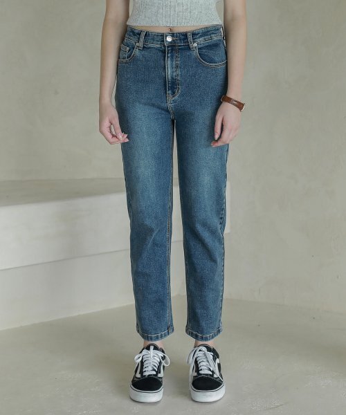 LOSSYROW(ロッシロー)の「Lossy spandex boy-fit denim pants_washedblue(デニムパンツ・レディース・その他・MEDIUM/SMALL)」の1枚目の写真