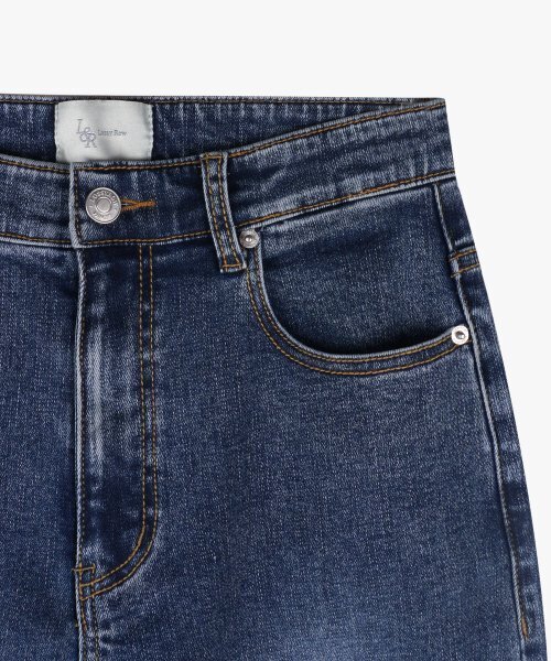 LOSSYROW(ロッシロー)の「Lossy spandex boy-fit denim pants_washedblue(デニムパンツ・レディース・その他・MEDIUM/SMALL)」の6枚目の写真