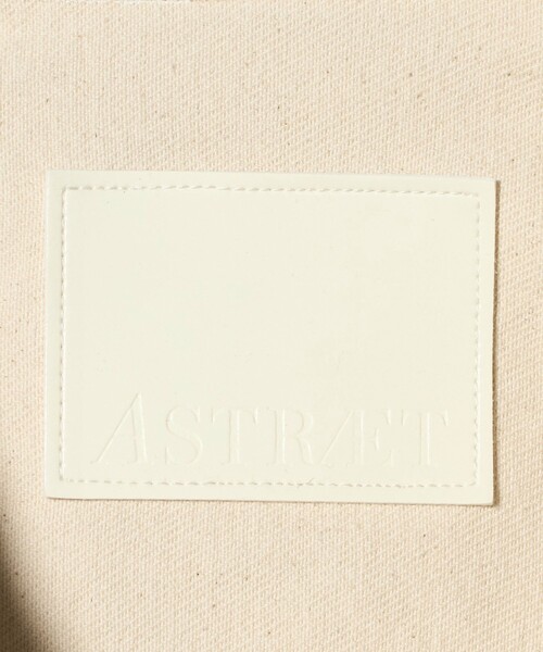 ASTRAET(アストラット)の「<ASTRAET>コーティング ジップ デニムジャケット UNISEX(デニムジャケット・レディース・オフホワイト/ブラック・FREE)」の10枚目の写真