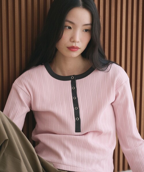 BEAUTY&YOUTH UNITED ARROWS(ビューティーアンドユースユナイテッドアローズ)の「【WEB限定】ランダムリブ ヘンリーネック スナッププルオーバー(Tシャツ/カットソー・レディース・グレー系/ライトピンク/ベージュ/ネイビー・FREE)」の15枚目の写真