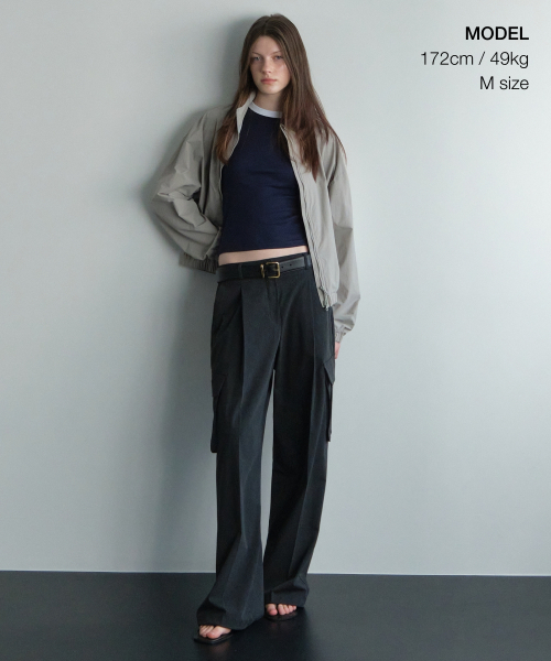 MUSINSA STANDARD WOMAN（ムシンサスタンダードウーマン）の「ウィメンズオーバーサイズハイネックウィンドブレーカージャケット[ライトウォームグレー]（ナイロンジャケット・レディース・その他・SMALL/MEDIUM/LARGE/X-SMALL）」の8枚目の写真