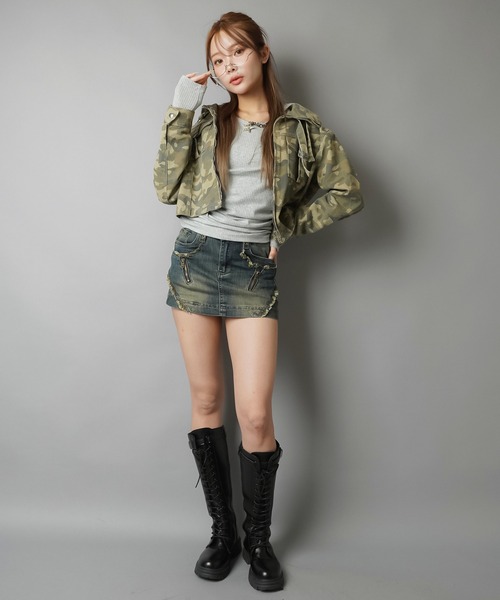 SPINNS(スピンズ)の「美シルエットで差がつく☆コンパクトデニムジャケット(その他アウター・レディース・カモフラージュ/ブラック・ONESIZE)」の7枚目の写真
