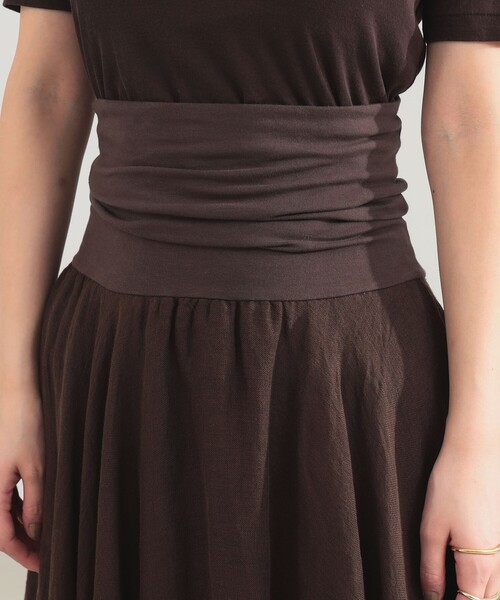 Demi-Luxe BEAMS（デミルクス ビームス）の「AK+1 / リネン マキシスカート（スカート・レディース・ダークブラウン・ONE SIZE）」の15枚目の写真