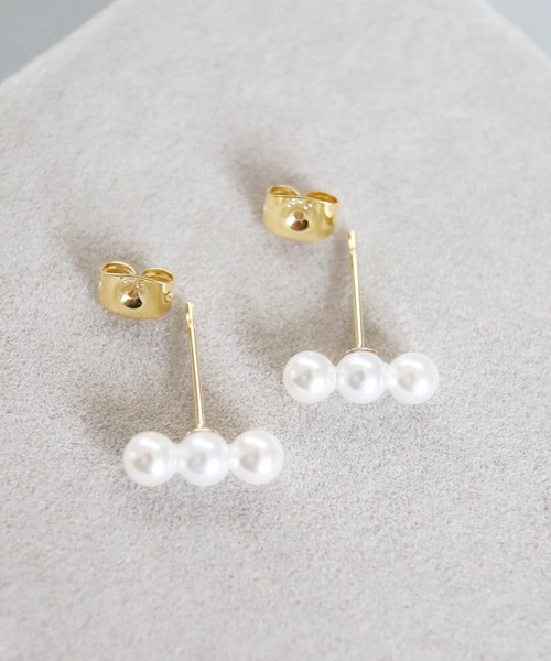 CERCA(チェルカ)の「KAM.accessory/3粒パール/スタッドピアス/パールピアス/サージカルステンレス317L/金属アレルギー対応(ピアス(両耳用)・レディース・シルバー系1/ゴールド系2/シルバー系2/ゴールド系1・FREE)」の22枚目の写真