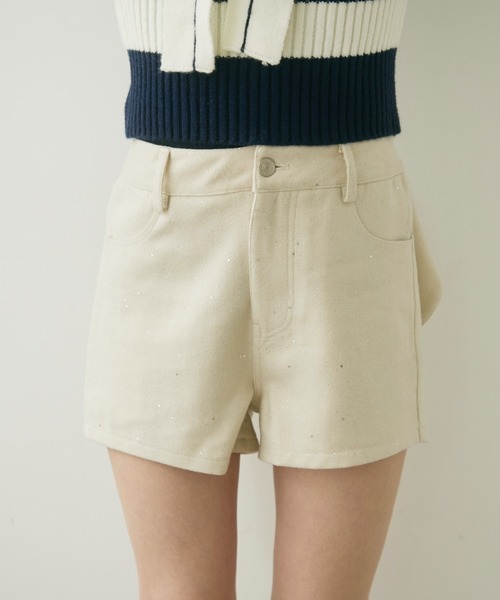 TITTY&CO.（ティティーアンドコー）の「バックリボンラメショートパンツ（その他パンツ・レディース・ブラック/オフホワイト・MEDIUM/SMALL）」の7枚目の写真