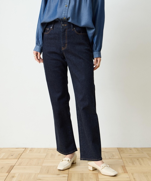 DECOY SINCE 1981（デコイシンスイチキュウハチイチ）の「ストレッチデニムストレートパンツ【ウエストゴム】（その他パンツ・レディース・ブルー/ネイビー・64/70/67）」の2枚目の写真
