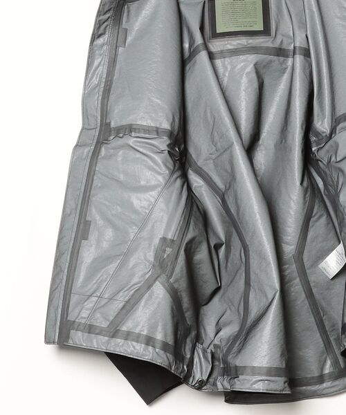 WILD THINGS(ワイルドシングス)の「アルピニストハードシェルジャケット│ALPINIST HARD SHELL JACKET(ナイロンジャケット・メンズ・ブルー系その他2/ブラック/グレー系その他2・XL/L/M/S)」の15枚目の写真