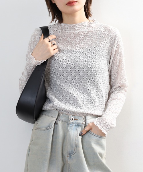 FUNALIVE(ファンアライブ)の「ストレッチレースボトルネック長袖(Tシャツ/カットソー・レディース・グレイッシュベージュ/ブラック/ライトブルー/アイボリー・M/L/LL)」の3枚目の写真