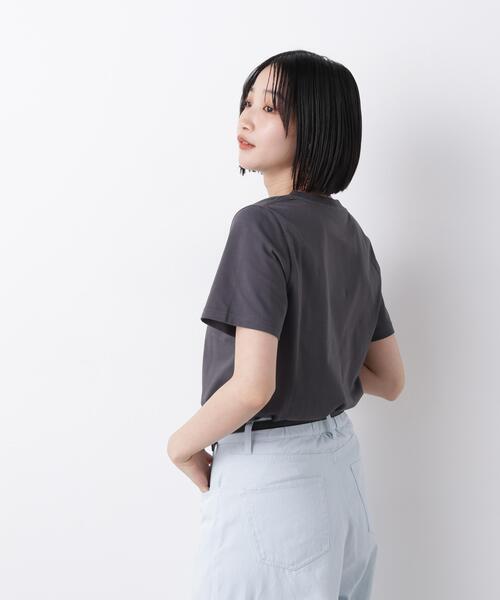 NANO universe(ナノユニバース)の「接触冷感&紫外線防止機能 ロゴプリントTシャツ(Tシャツ/カットソー・レディース・ホワイト/グレー系その他4/ベージュ/チャコール/ブラウン・FREE)」の9枚目の写真