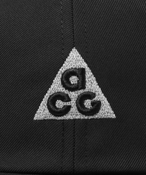 NIKE（ナイキ）の「NIKE YTH CLUB CAP US CB ACG L IH8997-010（キャップ・キッズ・ブラック・ONE SIZE）」の4枚目の写真