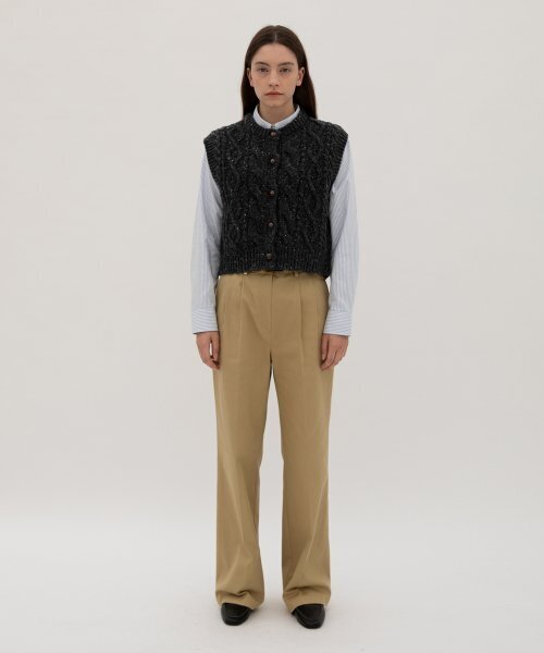 LEVAR(レバー)の「Fisherman Cable Knit Vest - Stone grey(ベスト・レディース・その他・FREE)」の3枚目の写真