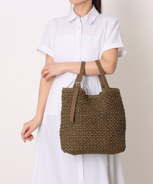 cache cache(カシュ カシュ)の「カシュカシュ cachecache / ベルトハンドル地柄編みトート カゴバッグ(かごバッグ・レディース・ブラウン/ブラック・FREE)」の3枚目の写真