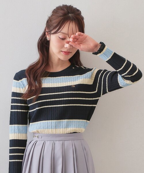 index（インデックス）の「ランダムボーダーケーブルニット【洗濯機OK/坑ピル】（ニット/セーター・レディース・ホワイト系5/ライトイエロー系3/ネイビー系2・38/40/36/42）」の2枚目の写真