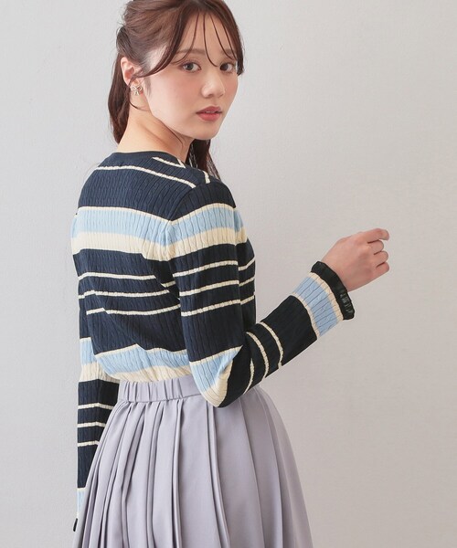 index（インデックス）の「ランダムボーダーケーブルニット【洗濯機OK/坑ピル】（ニット/セーター・レディース・ホワイト系5/ライトイエロー系3/ネイビー系2・38/40/36/42）」の15枚目の写真