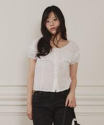 UUUUP（ユープ）の「フリルストライプブラウス - ホワイト（シャツ/ブラウス）」