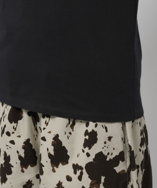 niko and...（ニコアンド）の「COLORマイスターTシャツ（Tシャツ/カットソー・レディース・ブラウン/レッド/アイボリー/ブラック/クリアブルー/ネイビー/オレンジ/オフホワイト・MEDIUM/LARGE）」の13枚目の写真