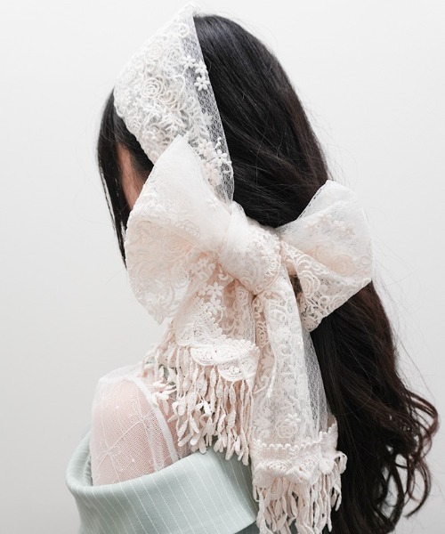 axes femme（アクシーズファム）の「ローズフラワーレースストール（マフラー・レディース・キナリ・FREE）」の2枚目の写真