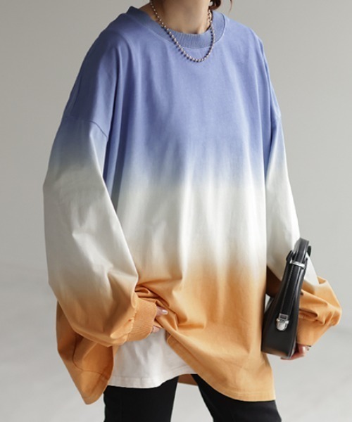 HUG.U(ハグユー)の「グラデーションロンT(Tシャツ/カットソー・レディース・グレー/グリーン×オレンジ/ブルー・L/M)」の4枚目の写真