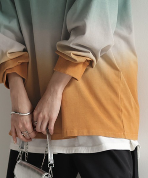 HUG.U(ハグユー)の「グラデーションロンT(Tシャツ/カットソー・レディース・グレー/グリーン×オレンジ/ブルー・L/M)」の13枚目の写真