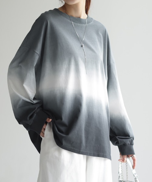 HUG.U(ハグユー)の「グラデーションロンT(Tシャツ/カットソー・レディース・グレー/グリーン×オレンジ/ブルー・L/M)」の16枚目の写真