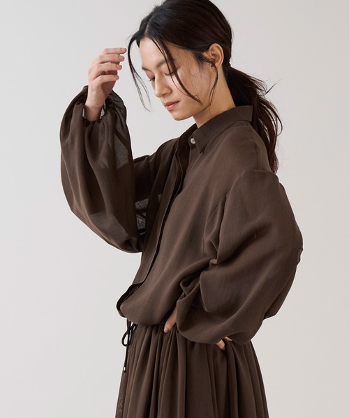 marmors（マルモア）の「【marmors】シアーギャザーブラウス〈セットアップ対応〉（シャツ/ブラウス・レディース・ブラック/ブラウン/ホワイト・36）」の16枚目の写真