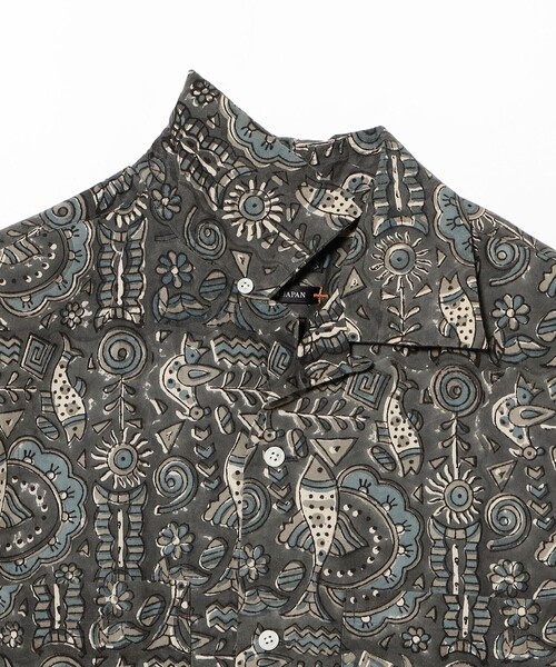 BEAMS PLUS(ビームスプラス)の「Open Collar Block Print(シャツ/ブラウス・メンズ・ネイビー・LARGE/MEDIUM/SMALL/X-LARGE)」の6枚目の写真