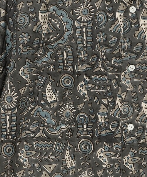 BEAMS PLUS(ビームスプラス)の「Open Collar Block Print(シャツ/ブラウス・メンズ・ネイビー・LARGE/MEDIUM/SMALL/X-LARGE)」の5枚目の写真