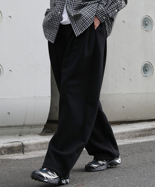 NAKER(ネイカー)の「サイドタックワイドスウェットパンツ(スウェットパンツ・メンズ・ブラック/杢グレー・M/S/XL/L)」の4枚目の写真