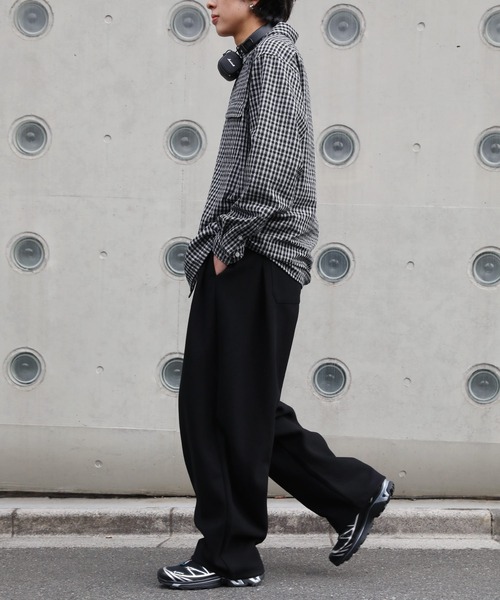 NAKER(ネイカー)の「サイドタックワイドスウェットパンツ(スウェットパンツ・メンズ・ブラック/杢グレー・M/S/XL/L)」の7枚目の写真