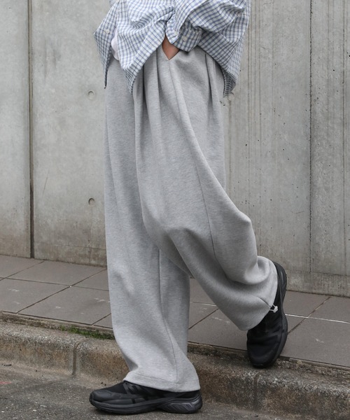 NAKER(ネイカー)の「サイドタックワイドスウェットパンツ(スウェットパンツ・メンズ・ブラック/杢グレー・M/S/XL/L)」の14枚目の写真