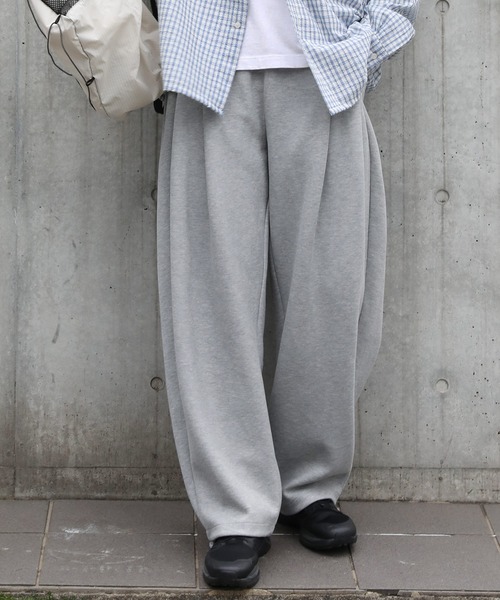 NAKER(ネイカー)の「サイドタックワイドスウェットパンツ(スウェットパンツ・メンズ・ブラック/杢グレー・M/S/XL/L)」の15枚目の写真