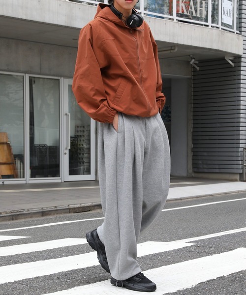 サイドタックワイドスウェットパンツ（スウェットパンツ）｜NAKER